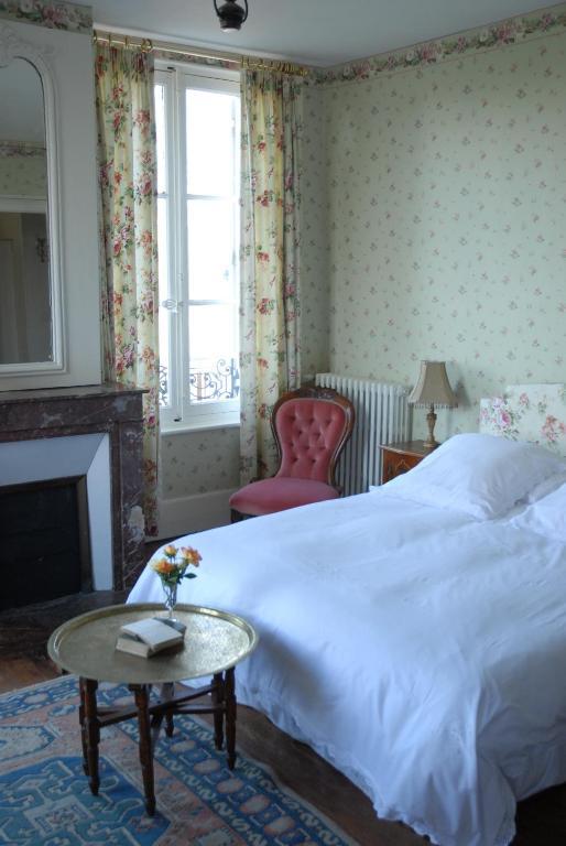 Chambres D'Hotes Chateau De La Puisaye Verneuil d'Avre et d'Iton Eksteriør billede