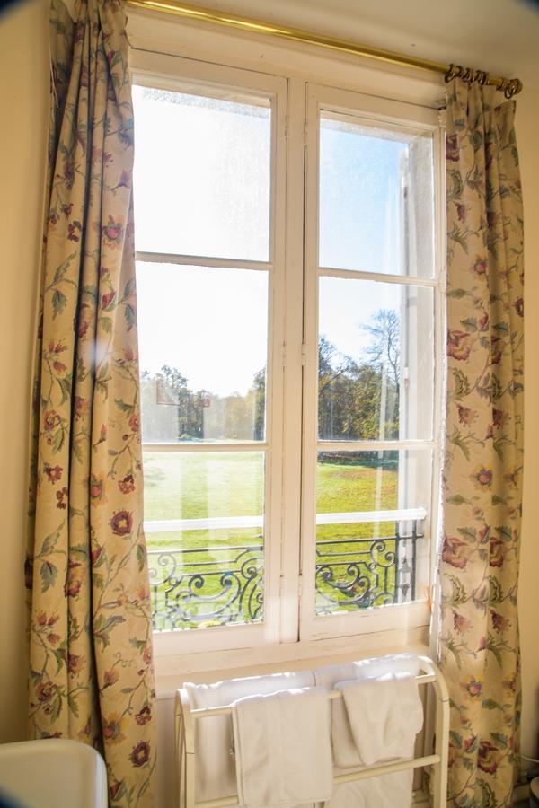 Chambres D'Hotes Chateau De La Puisaye Verneuil d'Avre et d'Iton Eksteriør billede